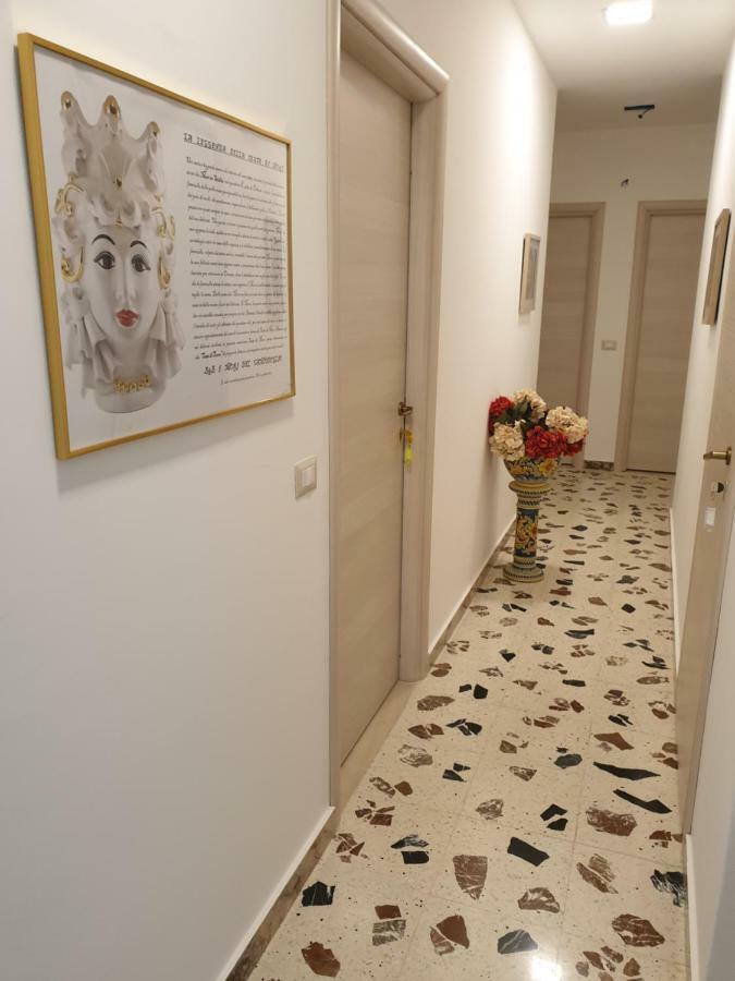 I Mori In Campidoglio Affitta Camere ซานตากาตา ดี มิลลิเตลโล ภายนอก รูปภาพ
